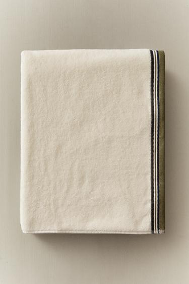 RICE STITCH BATH TOWEL WITH BORDER - Ivory by Zara