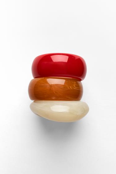 {navn} - {farge} for Zara