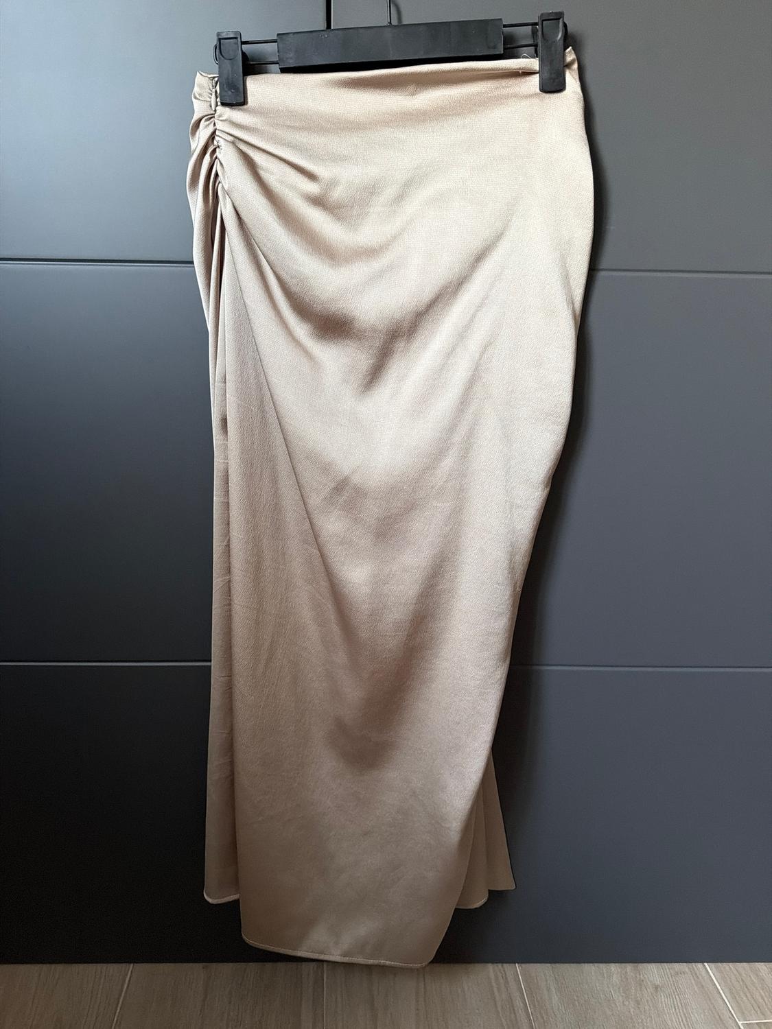 KNOTTED MIDI SKIRT - Image 2