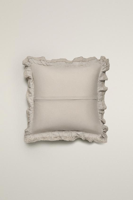 HOUSSE DE COUSSIN ÉDREDON LIN DENTELLE - Beige clair de Zara - Image 2
