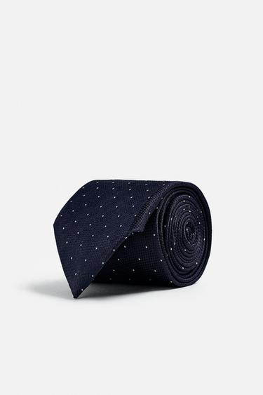 {navn} - {farge} for Zara
