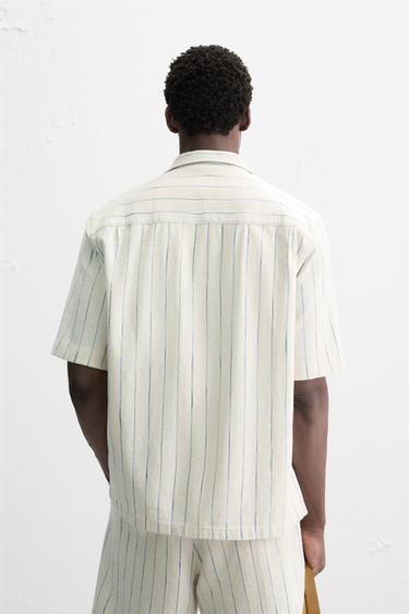 CHEMISE STRUCTURE À RAYURES - Écru / Bleu de Zara - Image 2