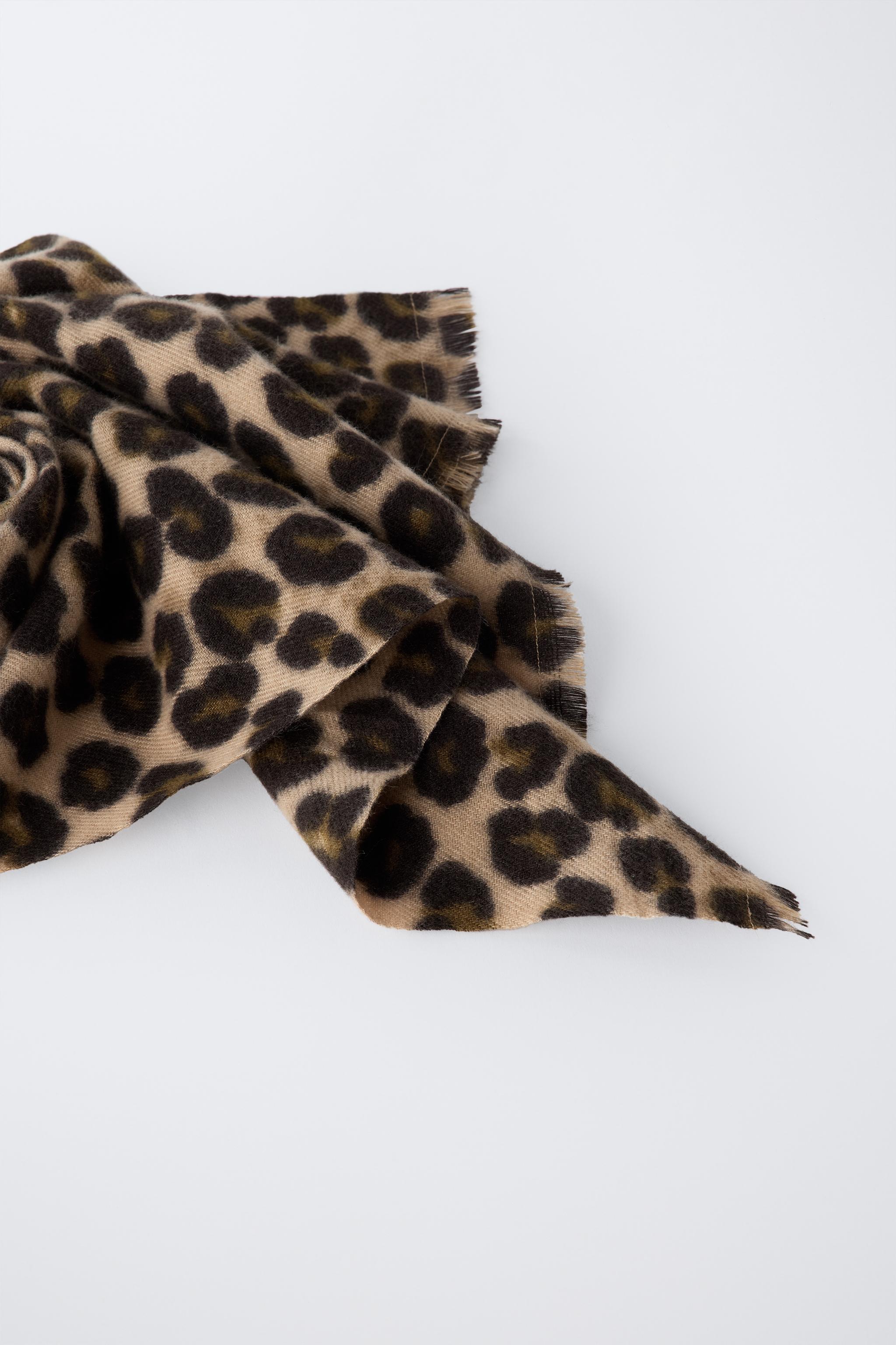 SOFT-TOUCH ANIMAL PRINT SCARF Black ZARA United Kingdom