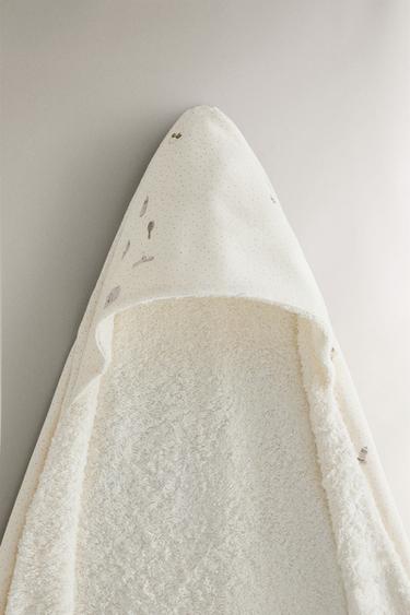 HOODED BABY TOWEL - Ecru by Zara
