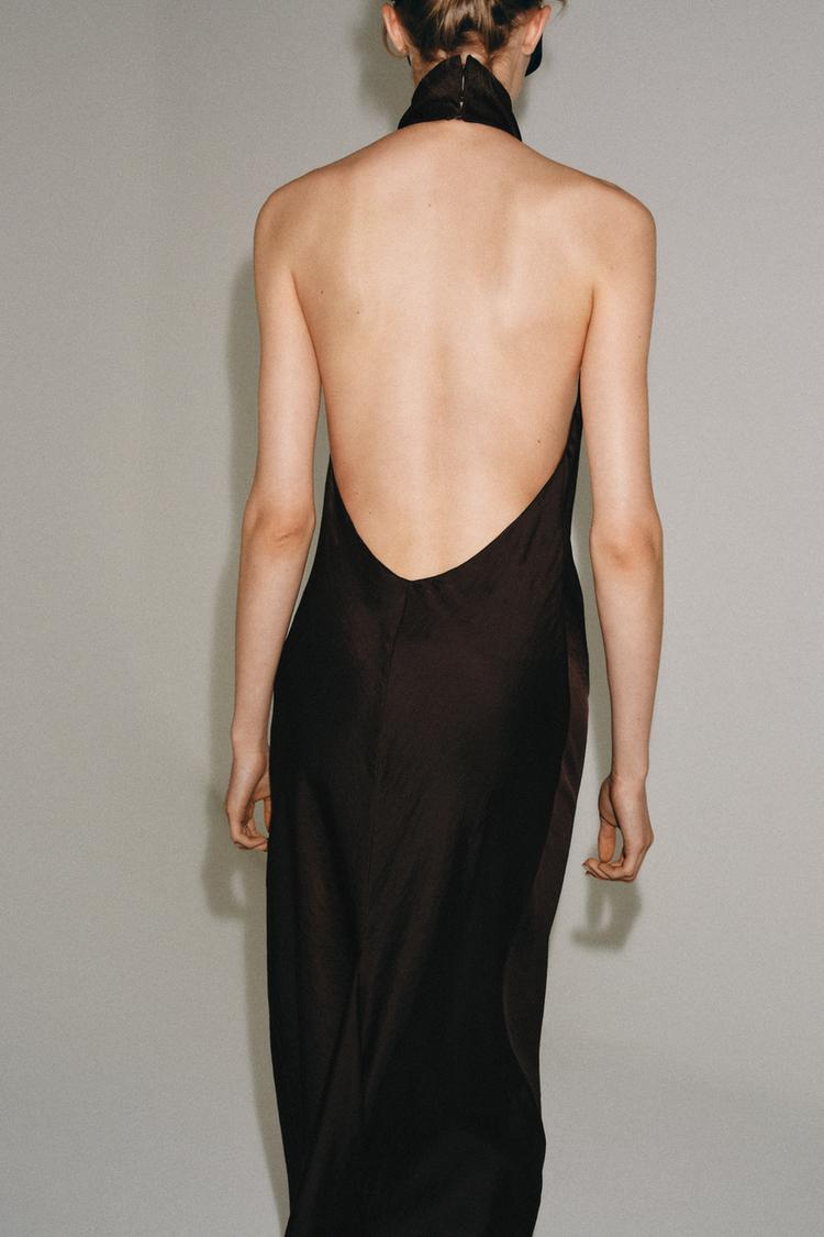Vestido largo de cuello halter de la colección ZW 3
