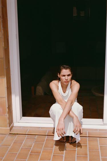LONG HALTER DRESS WITH OPEN BACK - White by Zara