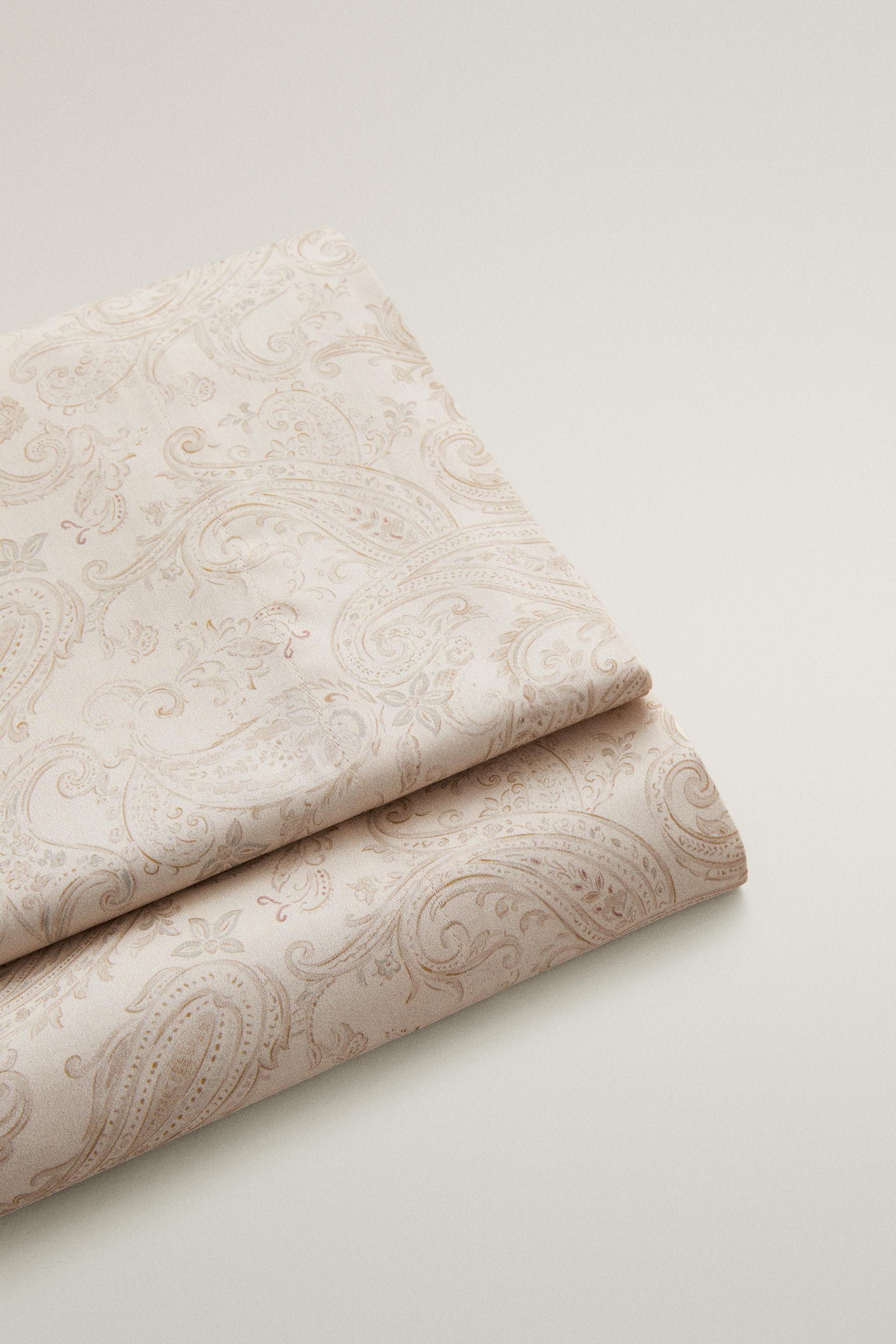 DRAP PLAT PAISLEY SATIN (300 FILS)