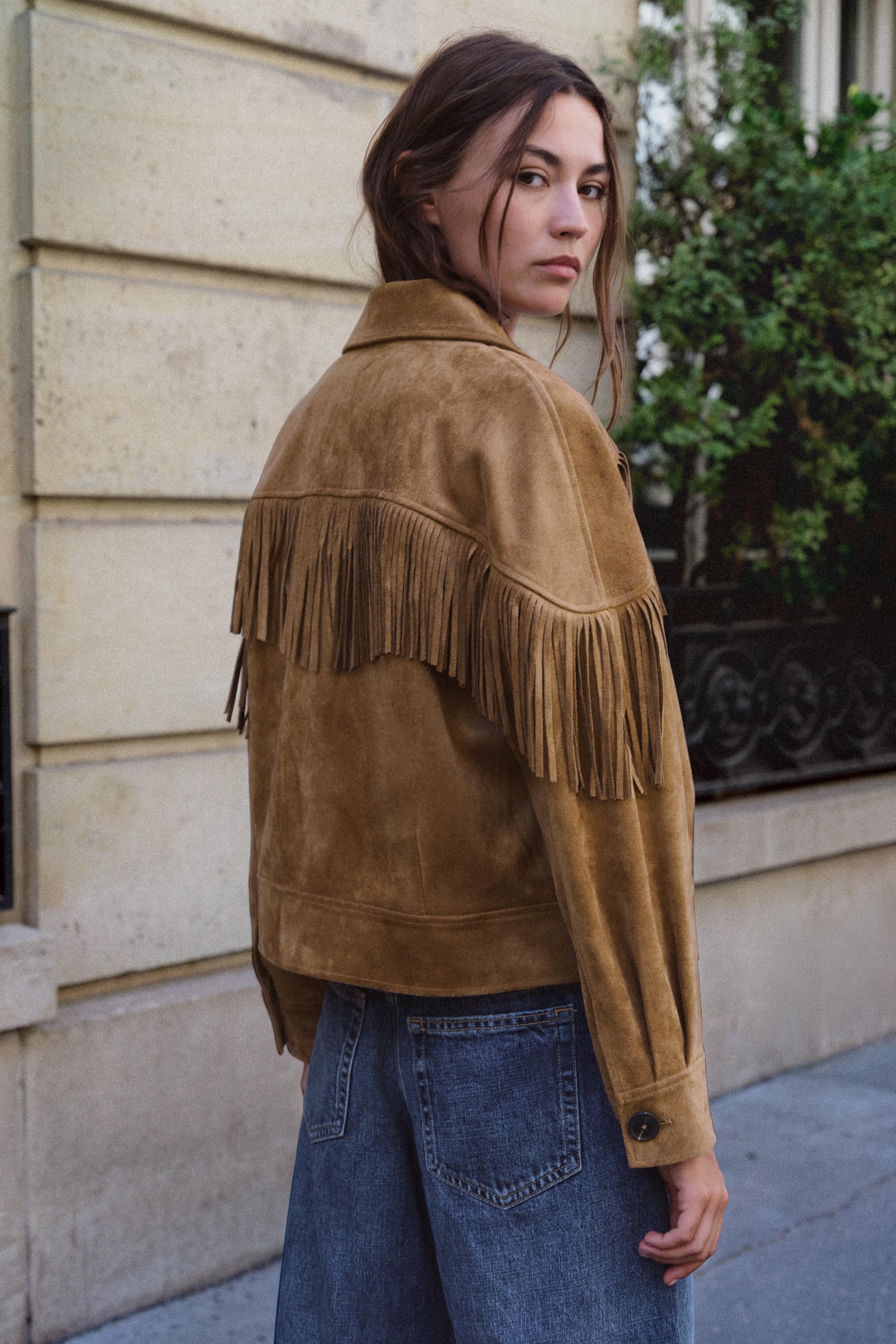 Женские куртки Zara FAUX SUEDE FRINGE JACKET — фото 6