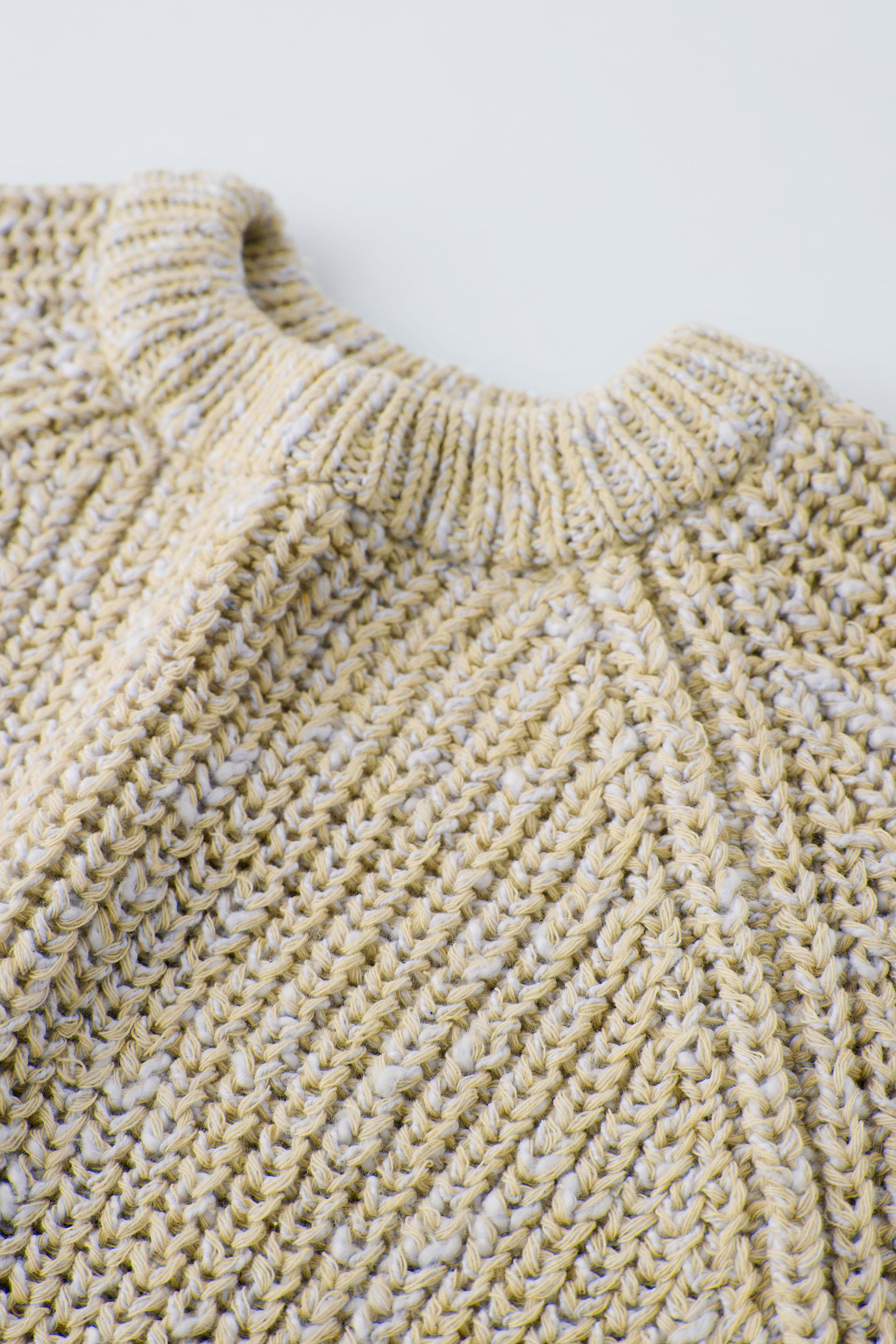 WAFFLE KNIT SWEATER - Light beige