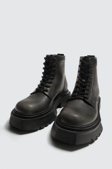 BOTTES À LACETS VOLUME USÉES - Gris de Zara - Image 4