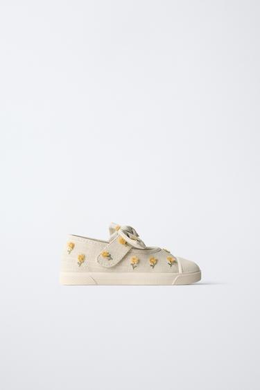 EMBROIDERED PLIMSOLLS WITH BOW - Ecru White by Zara - Image 0