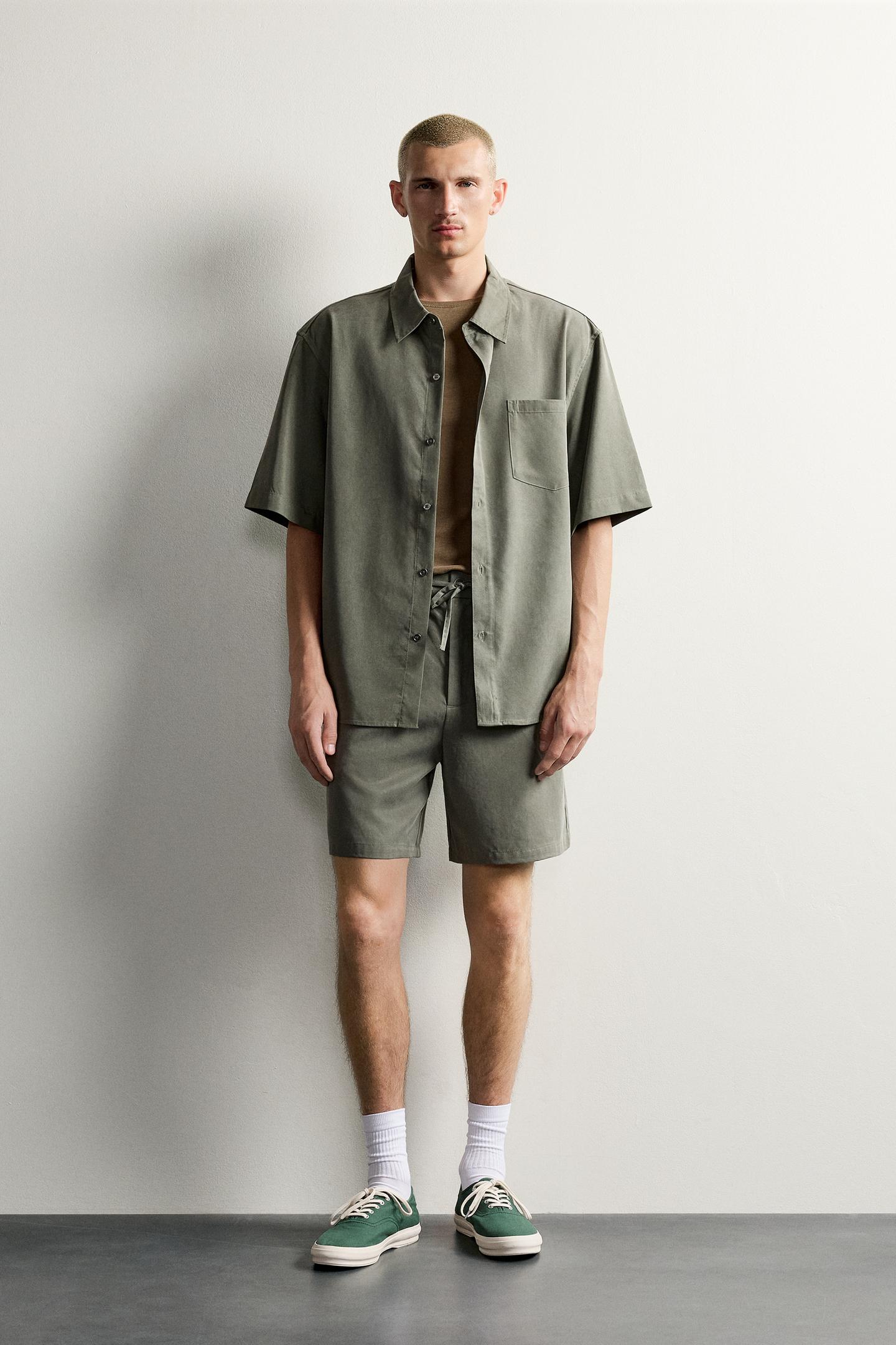 Мужская рубашка Zara Relaxed Fit Flowy, цвет: Тёмный зелёный