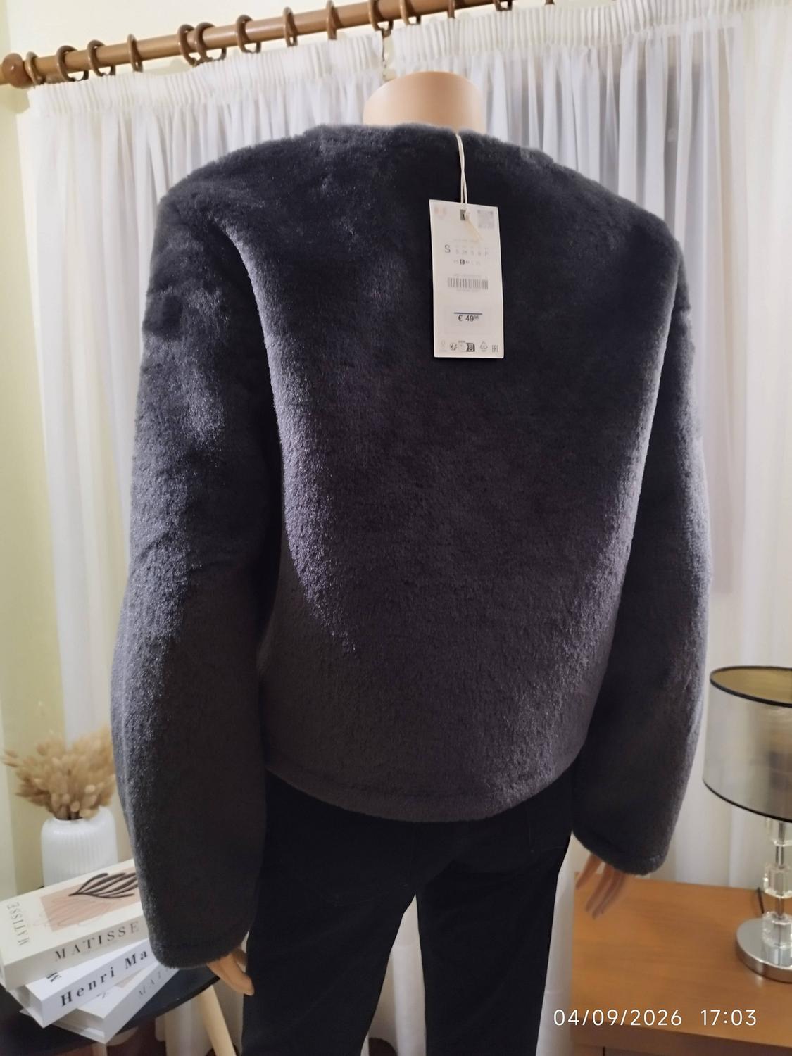 FAUX FUR JACKET WITH FIREMAN CLASP - Image 5