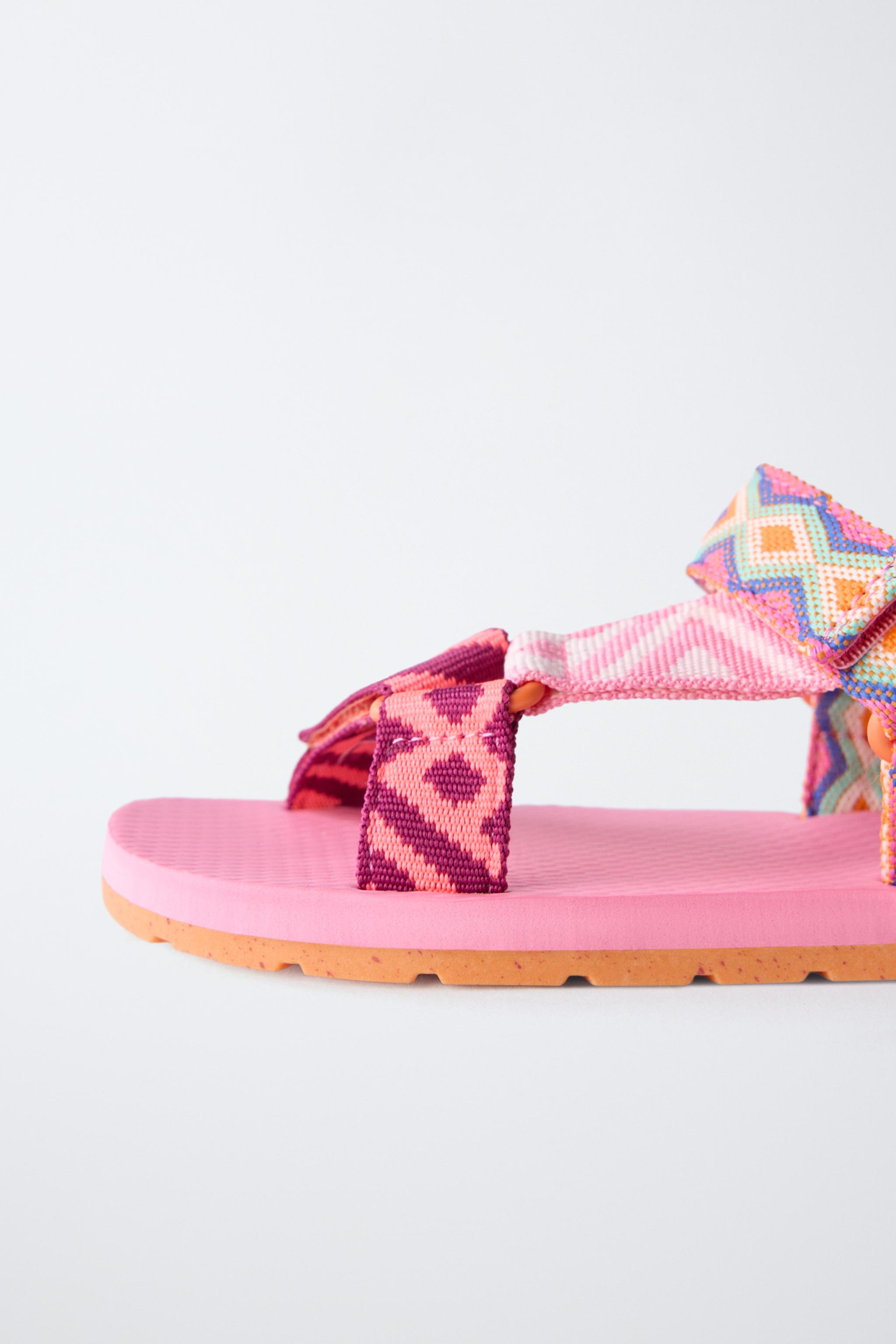 Детские сандалии Zara EMBROIDERED SANDALS — фото 7