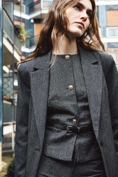 CHALECO JASPEADO CINTURÓN - Gris vigoré de Zara