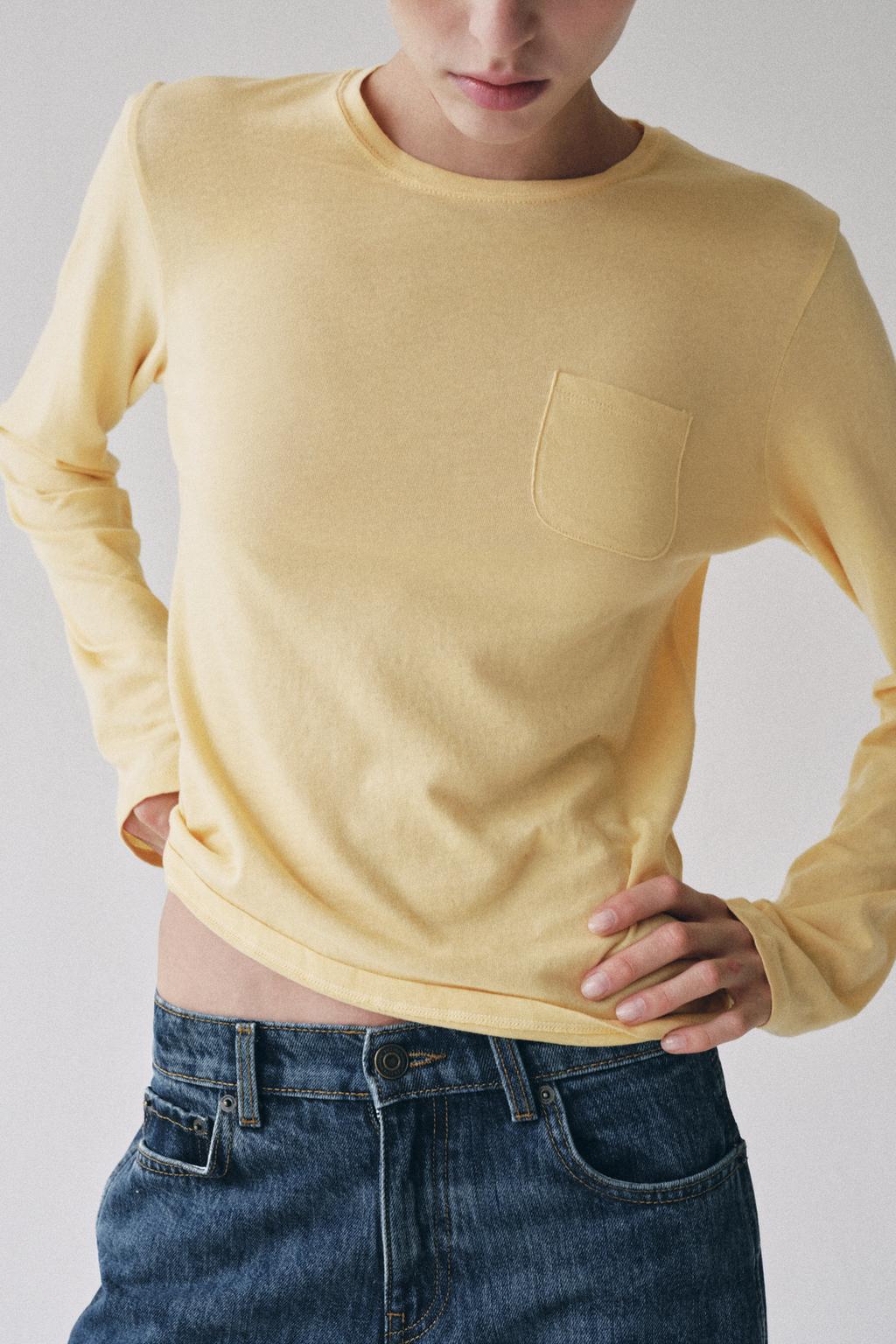 T-SHIRT WITH POCKET