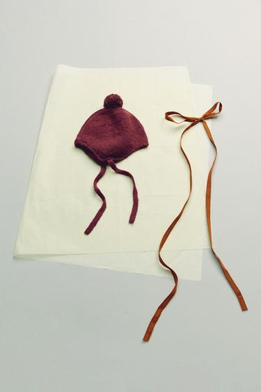KNIT BONNET WITH POMPOM - Raspberry by Zara