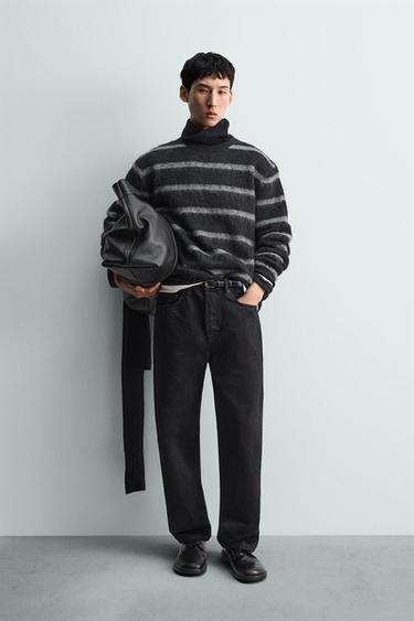 BRUSHED STRIPED BOXY FIT JUMPER - Blue by Zara