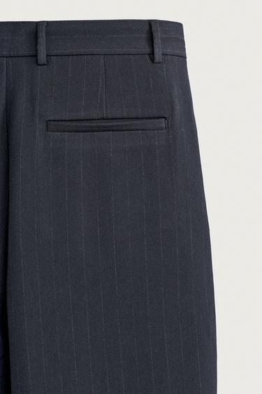 PANTALON COUPE DÉCONTRACTÉE À PLIS - rayures de Zara - Image 9