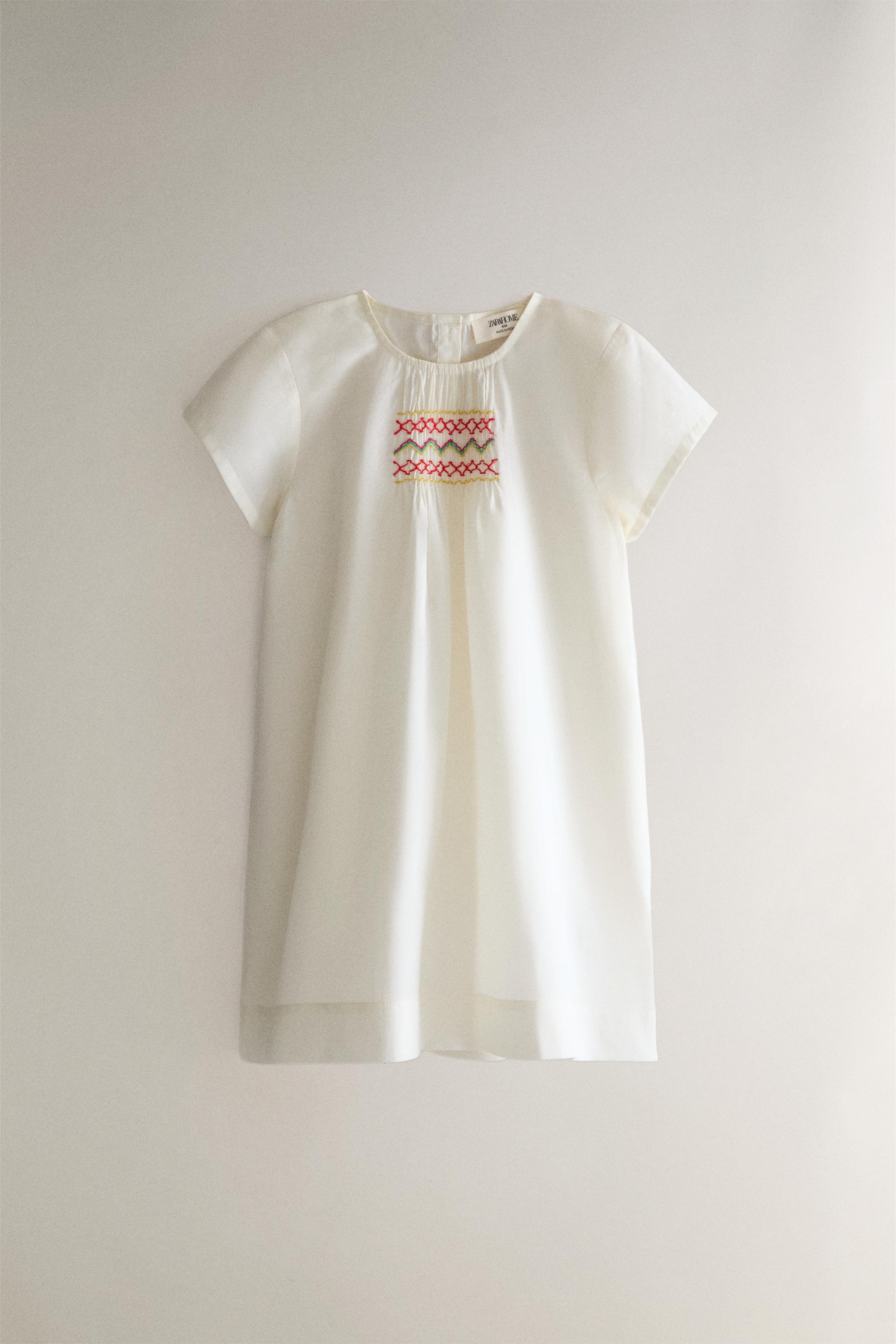 Детские платья Zara KIDS' SMOCKED DRESS