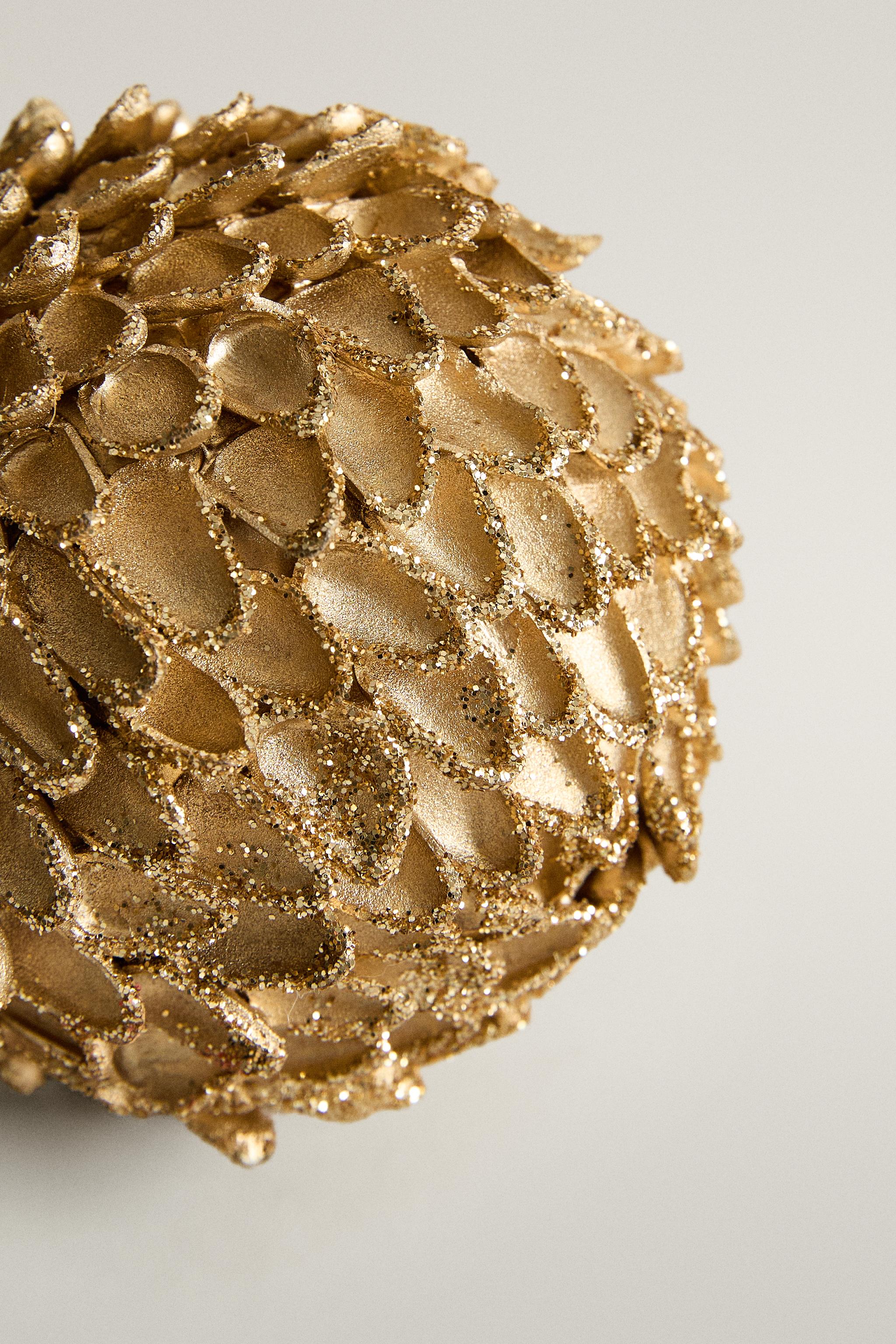 PINE CONE CHRISTMAS TREE DECORATION