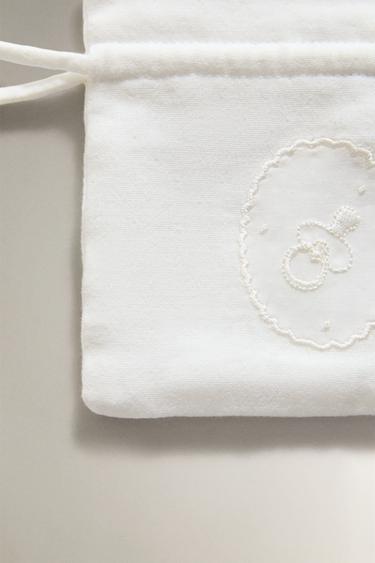 EMBROIDERED CHILDREN'S PACIFIER POUCH — Oyster-white 2