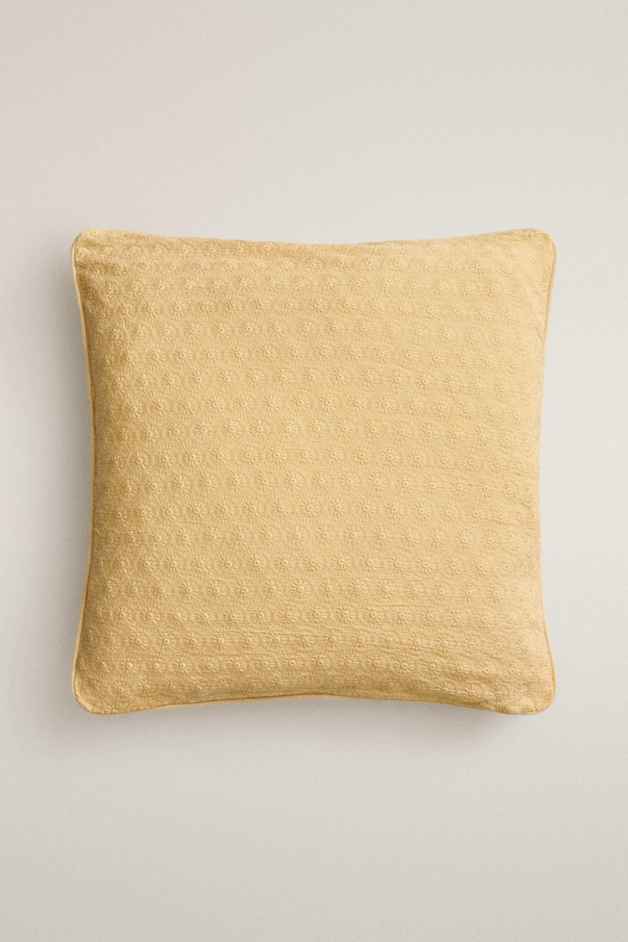 FLORAL EMBROIDERED THROW PILLOW COVER — Light yellow