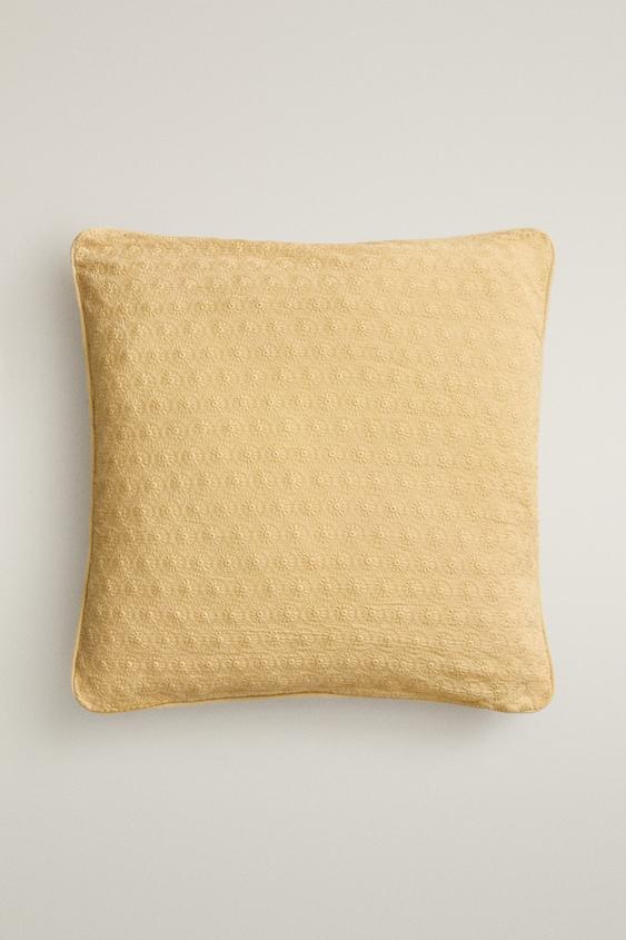 Zara FLORAL EMBROIDERED THROW PILLOW COVER - Light yellow - Image 0