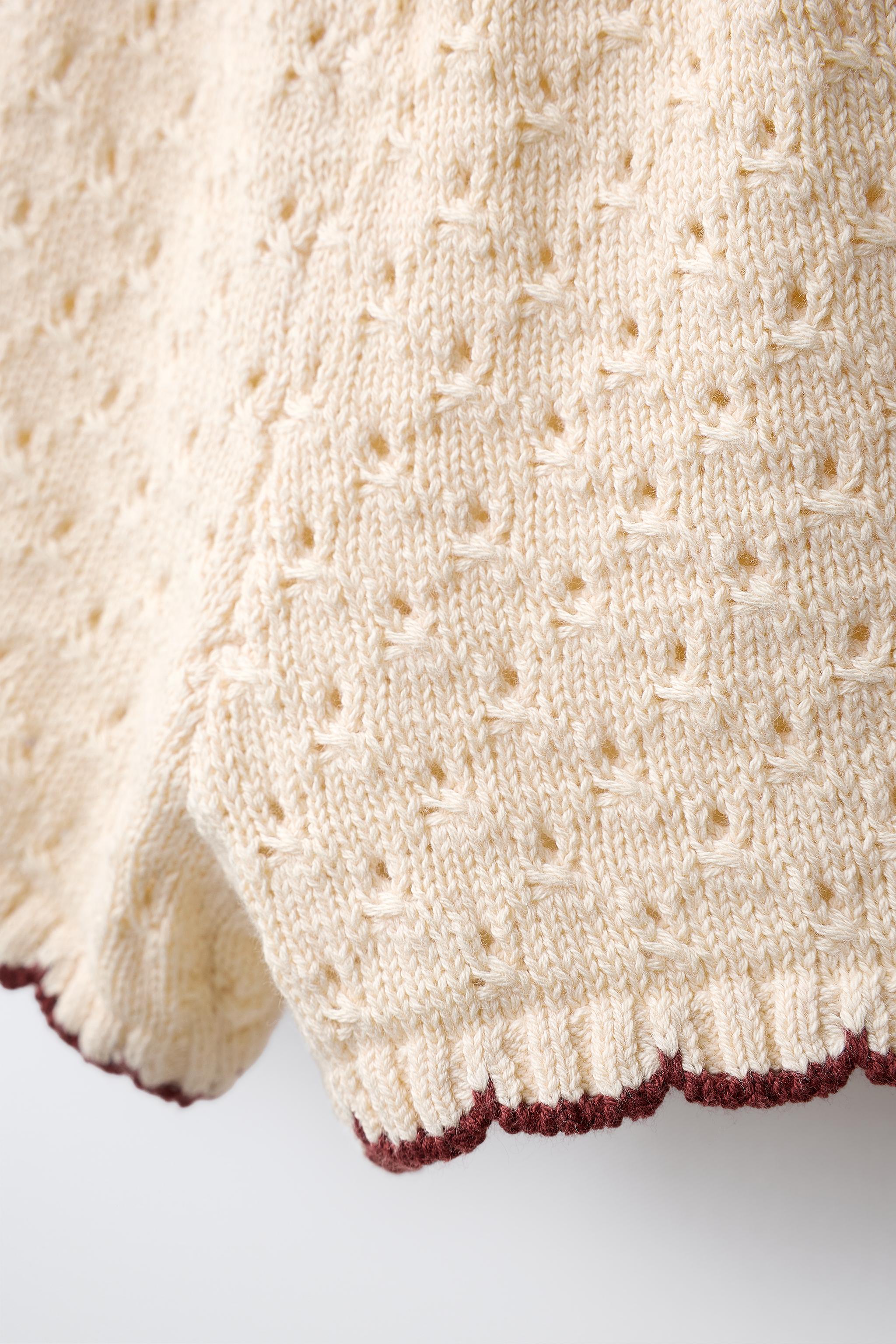 EMBROIDERED KNIT SHORTS