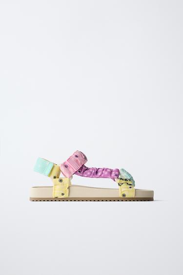 SANDALIAS TÉCNICAS CON ESTAMPADO PAISLEY