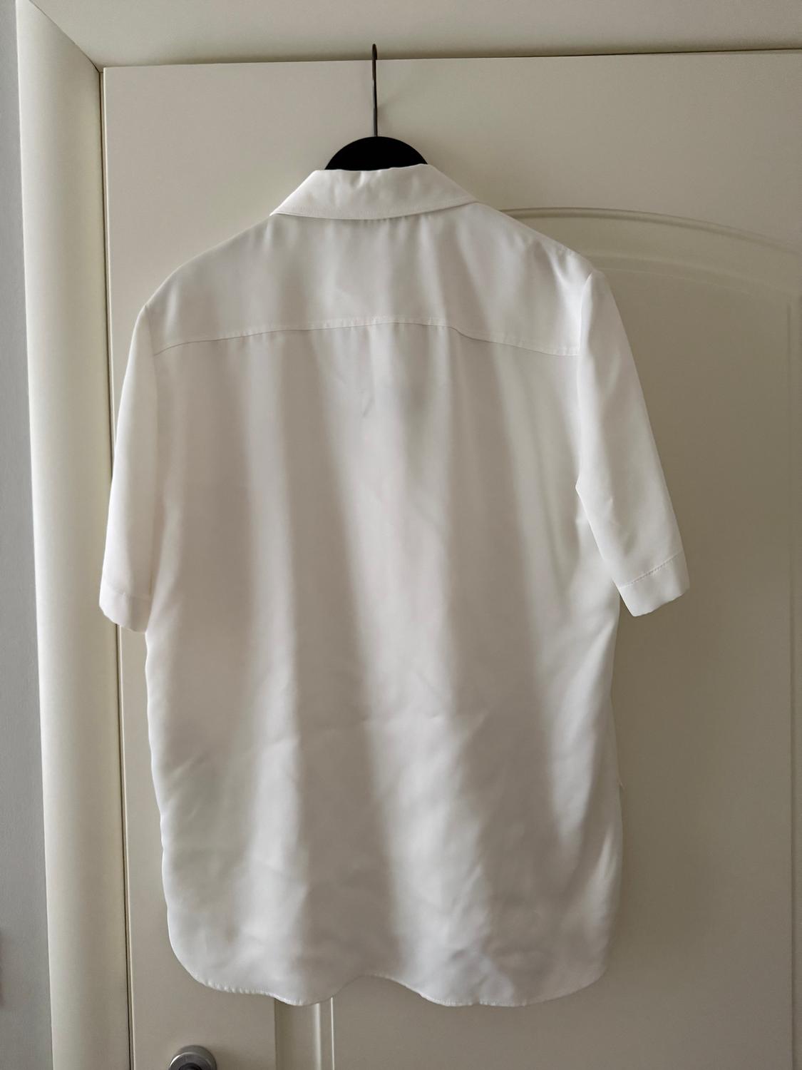 SATIN SHIRT WITH VENTS - Image 2