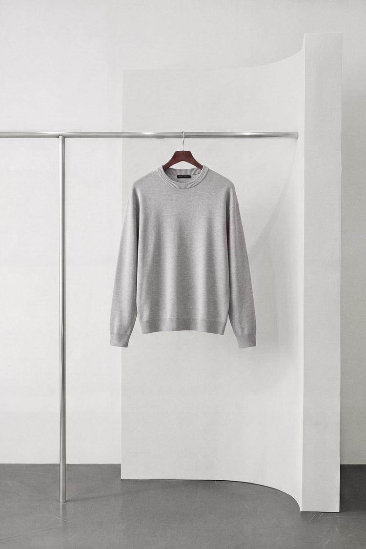 SOFT RELAXED FIT JUMPER