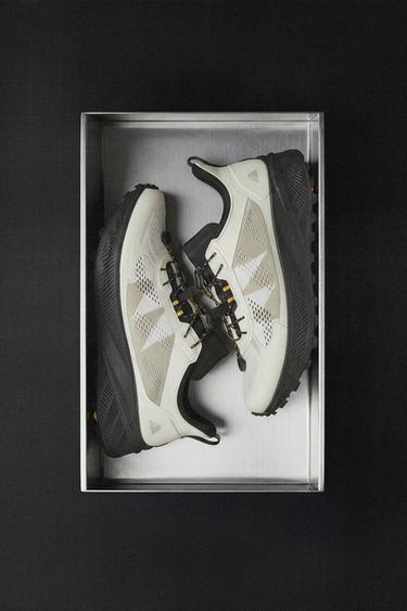 TRAIL RUNNING SHOE - White by Zara