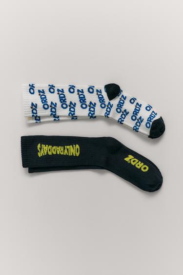 4-14 ЛЕТ/НАБОР ИЗ 2 ПАР ДЛИННЫХ НОСКОВ С ТЕКСТОМ — СИНИЙ от Zara