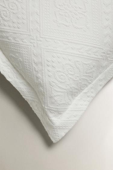 HOUSSE DE COUSSIN COTON MOTIF GÉOMÉTRIQUE - Blanc de Zara - Image 1