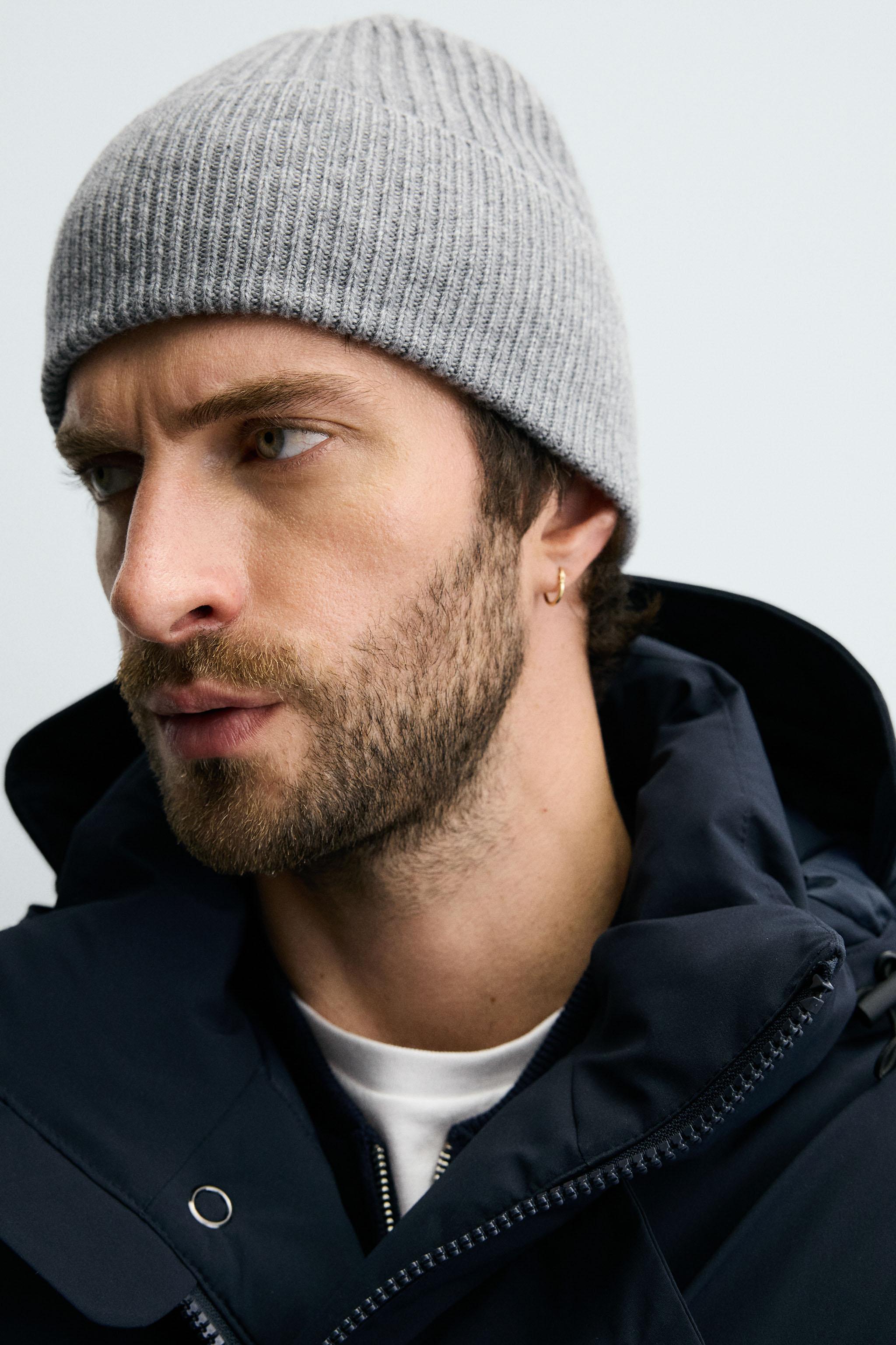BONNET EN MAILLE MÉLANGE DE LAINE