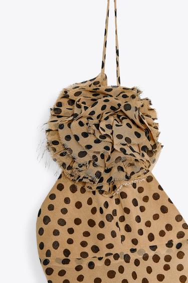 ROBE LONGUE FLEUR À POIS - Marron clair de Zara - Image 6