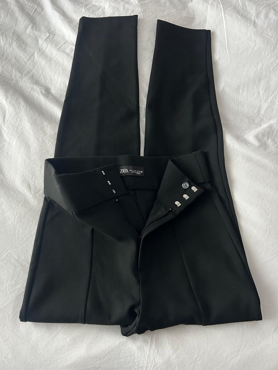 PANTALÓN LEGGING NEGRO - Image 5