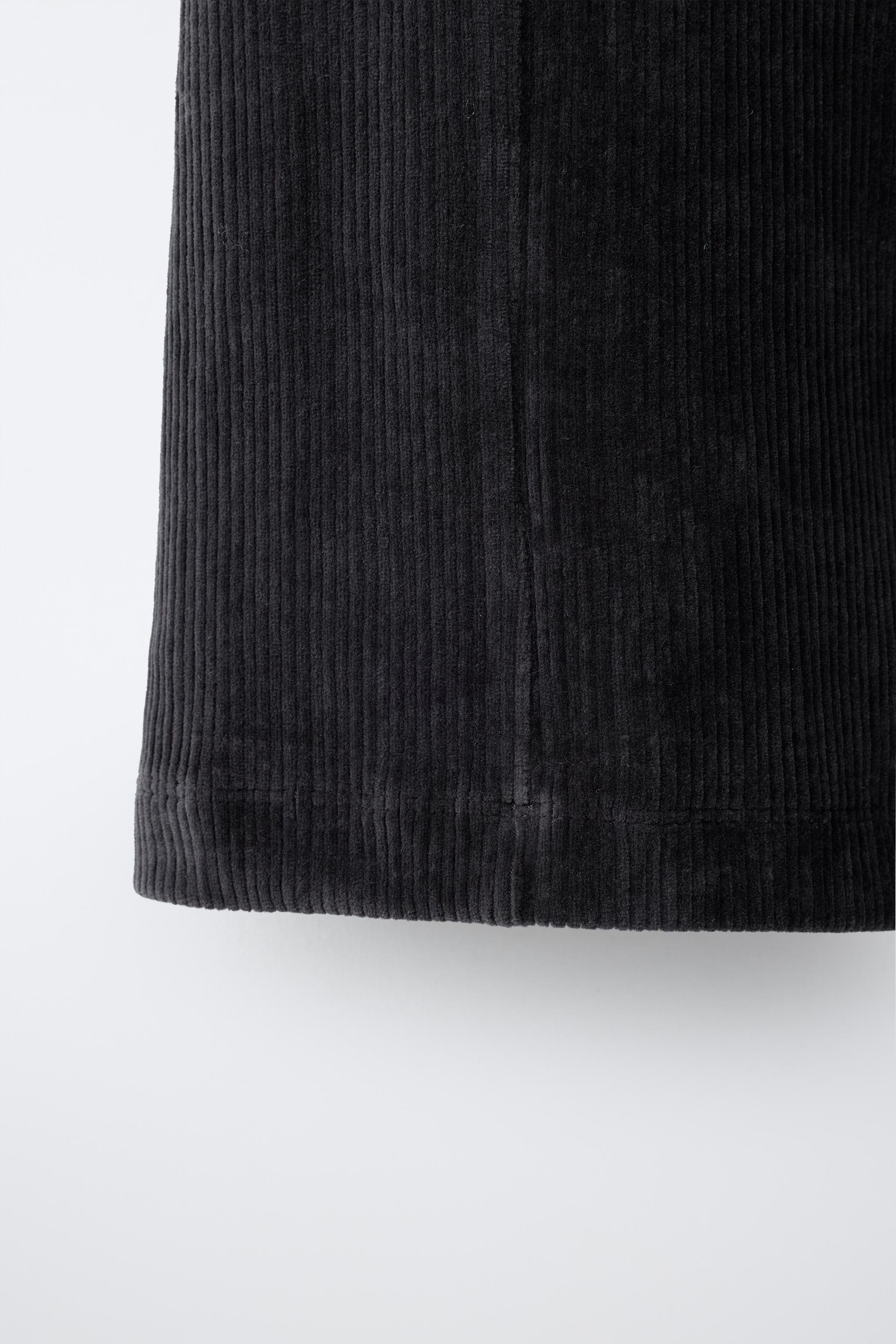 WIDE-LEG CORDUROY PANTS