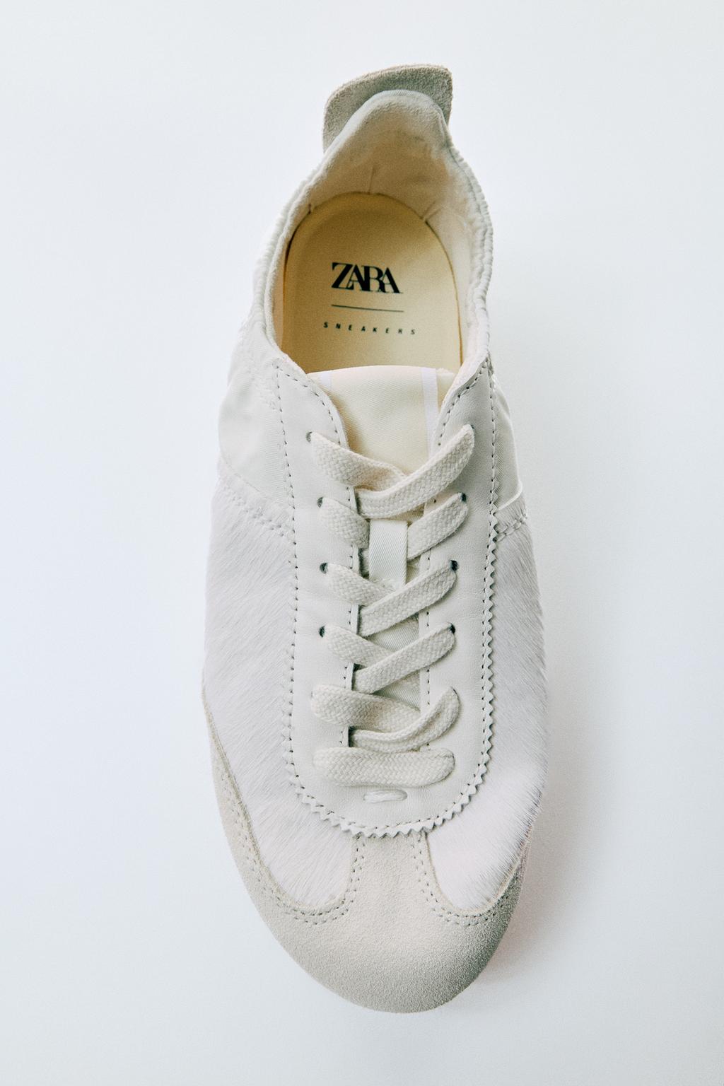 TRAINERS WITH ELASTICATED HEEL
