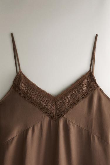 CHEMISE DE NUIT SATIN FRONCÉE - Marron de Zara - Image 1