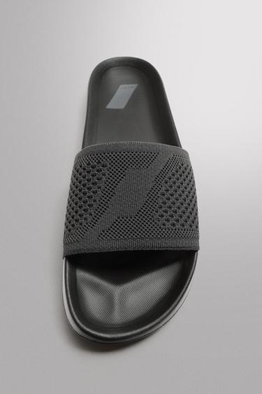 CLAQUETTES DE BAIN - Noir de Zara - Image 6
