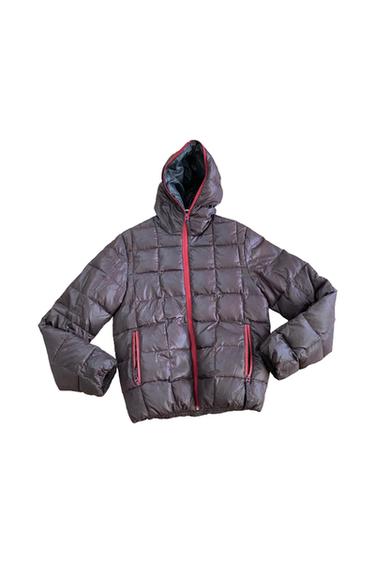 Brown puffer jacket with hood and red details on zipper and pockets, on a white background.