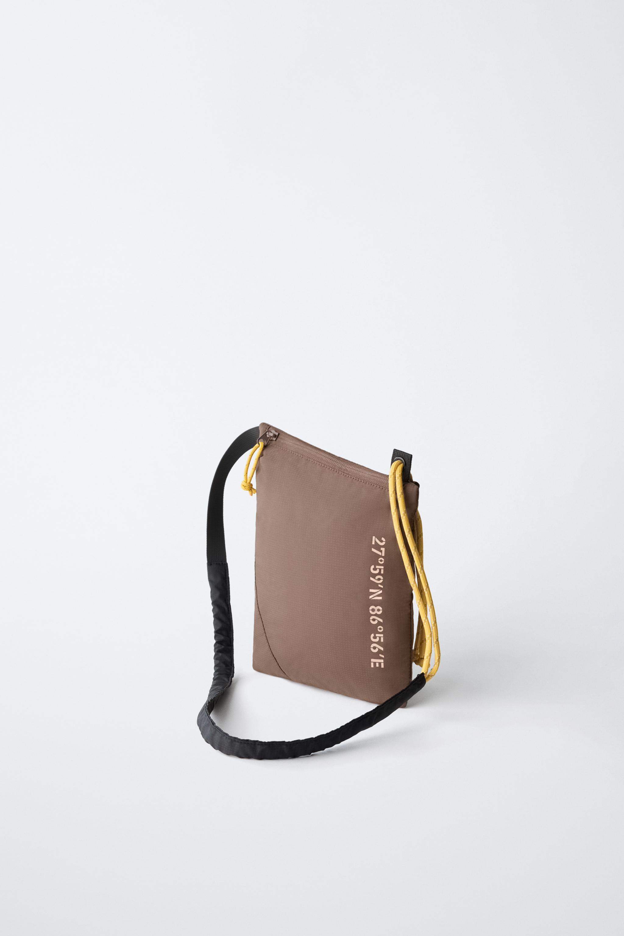 SPORTY CROSSBODY BAG