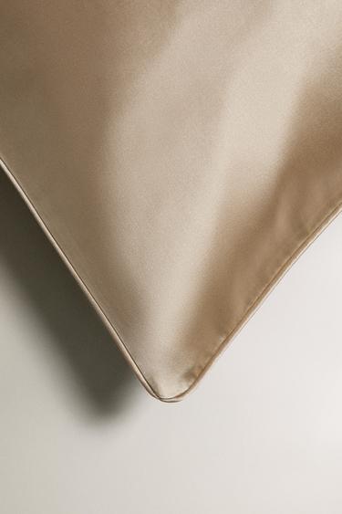 HOUSSE DE COUSSIN SATINÉE - Cave de Zara - Image 1