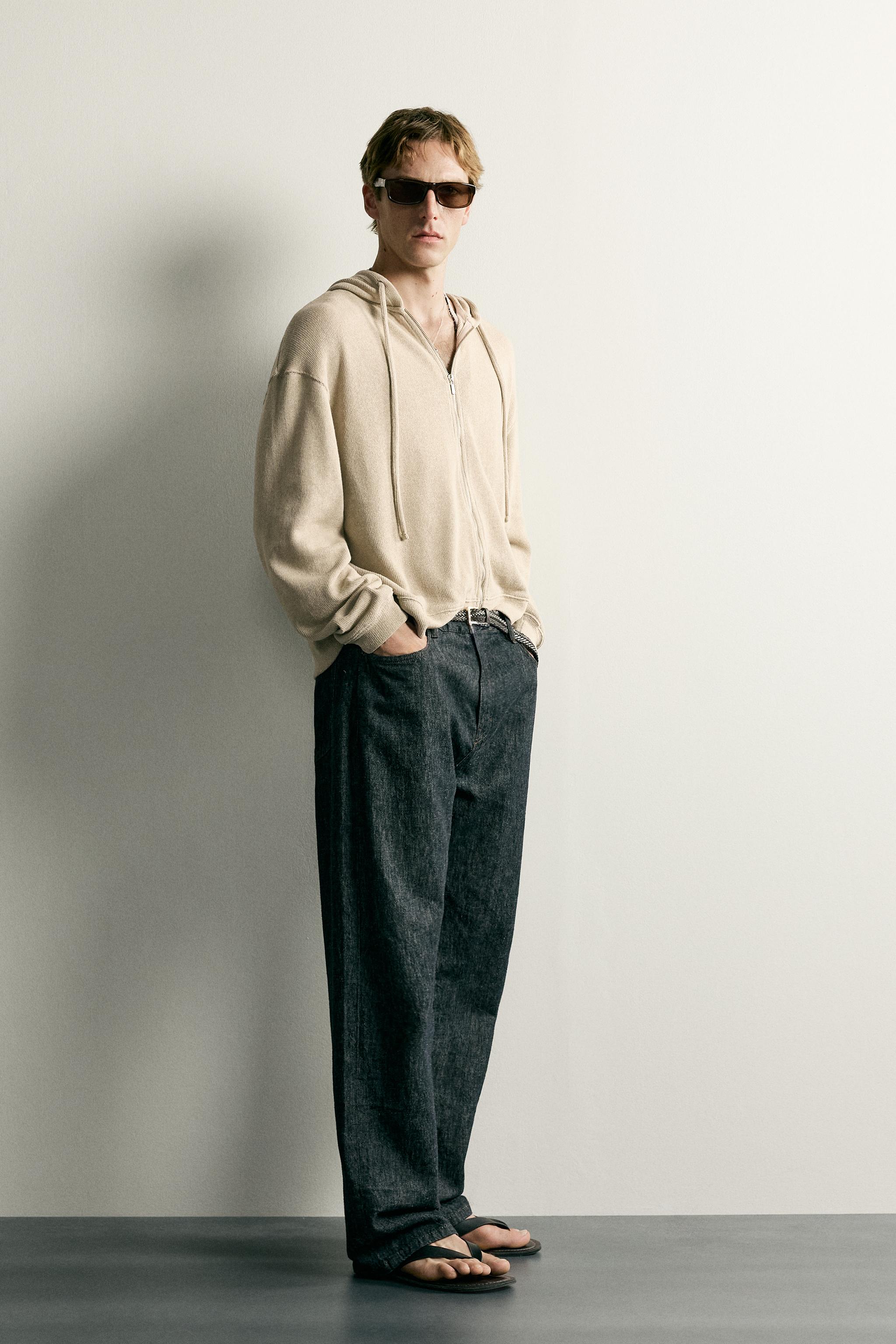 SWEAT EN MAILLE À CAPUCHE RELAXED FIT