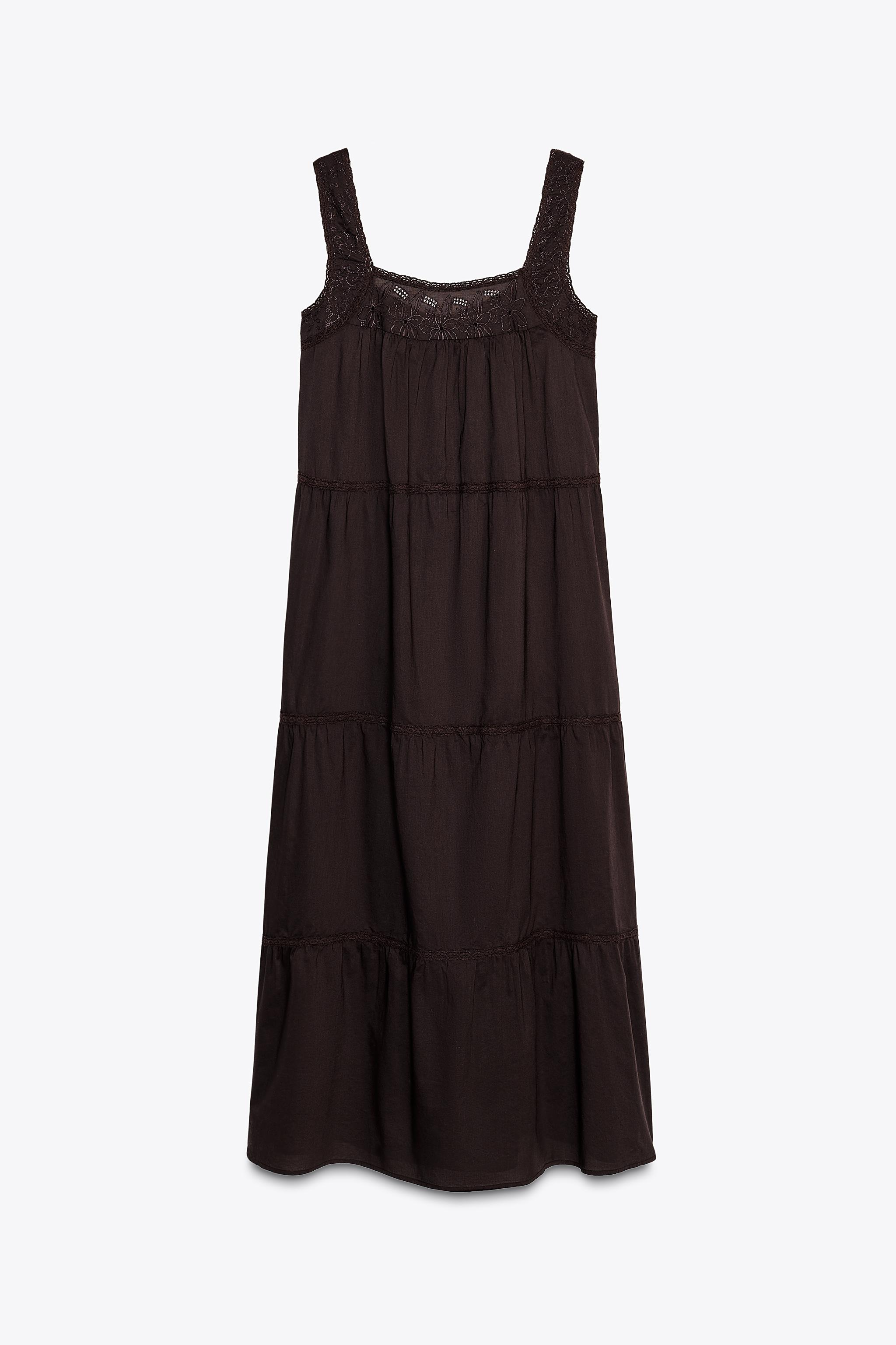 ROBE BRODERIES DENTELLE