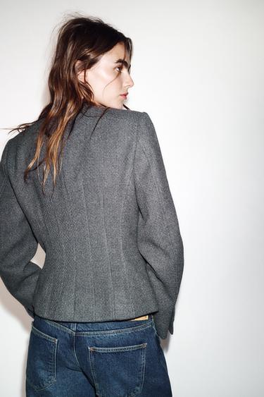 بليزر مجسم بياقة دائرية - رمادي by Zara