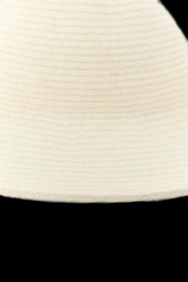 TEXTURED WOOL BLEND HAT - Ecru by Zara