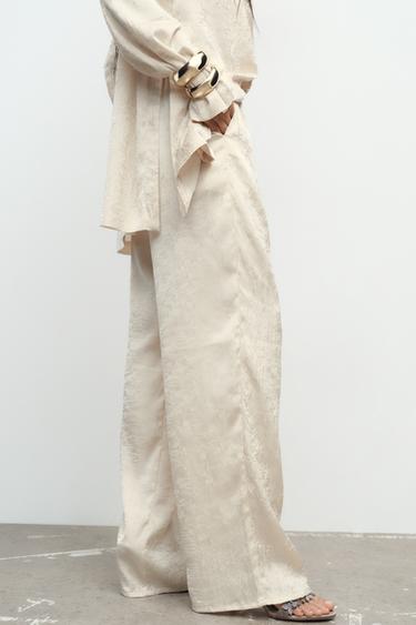 PANTALON LARGE EFFET PLISSÉ - Beige de Zara - Image 3